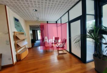 Location bureau Clermont-Ferrand (63000) - 1142 m²