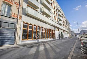 Location bureau Courbevoie (92400) - 707 m²