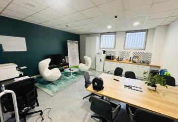 Location bureau Courbevoie (92400) - 75 m²