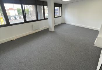 Location bureau Courbevoie (92400) - 46 m²