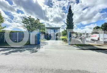 Location bureau Désertines (03630) - 380 m²