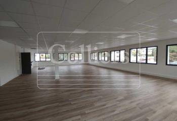 Location bureau Éguilles (13510) - 374 m²