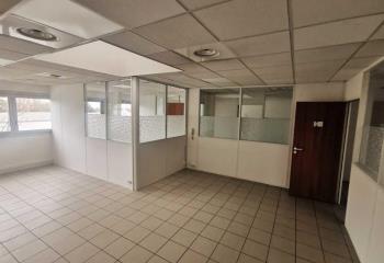 Location bureau Fontenay-sous-Bois (94120) - 71 m²