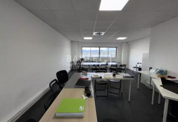 Location bureau Fréjus (83600) - 132 m²