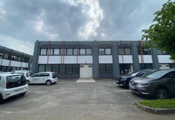 Location bureaux 819 m² non divisibles