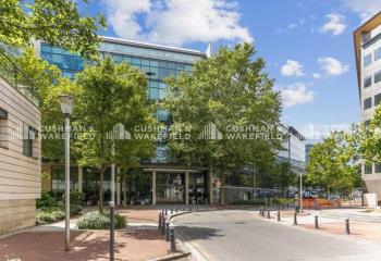 Location bureau Issy-les-Moulineaux (92130) - 788 m² à Issy-les-Moulineaux - 92130