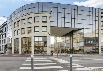 Location bureau Issy-les-Moulineaux (92130) - 246 m² à Issy-les-Moulineaux - 92130