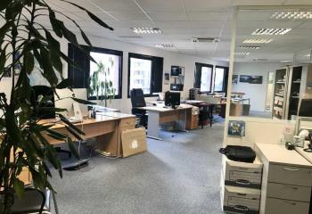 Location bureau Issy-les-Moulineaux (92130) - 5609 m²