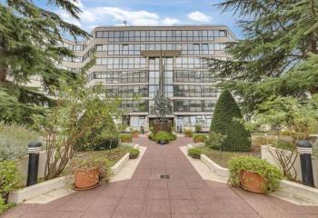 Location bureau Issy-les-Moulineaux (92130) - 346 m² à Issy-les-Moulineaux - 92130