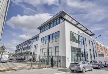 Location bureau Ivry-sur-Seine (94200) - 3296 m²