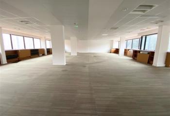 Location bureau Ivry-sur-Seine (94200) - 381 m² à Ivry-sur-Seine - 94200