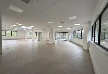 Location bureau La Colle-sur-Loup (06480) - 210 m²