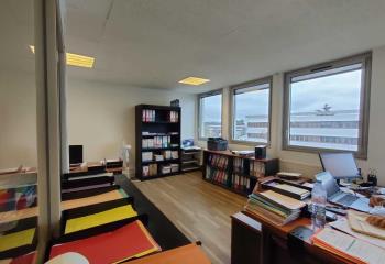 Location bureau Le Chesnay (78150) - 64 m²