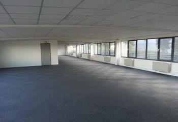 Location bureau Le Thillay (95500) - 176 m² au Thillay - 95500