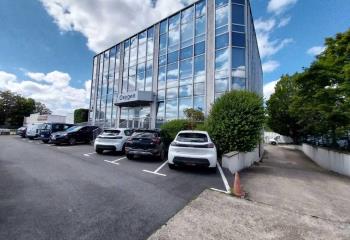 Location bureau Les Ulis (91940) - 82 m²