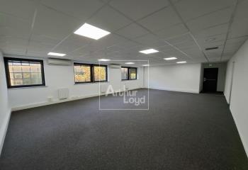 Location bureau Lognes (77185) - 382 m²