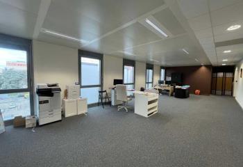 Location bureau Lyon 8 (69008) - 226 m² à Lyon 8 - 69008