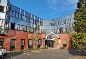 Location bureau Montigny-le-Bretonneux (78180) - 921 m² à Montigny-le-Bretonneux - 78180