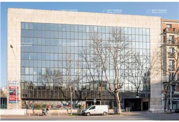 Location bureau Montrouge (92120) - 791 m²