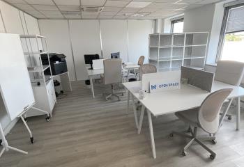 Location bureau Nanterre (92000) - 80 m²