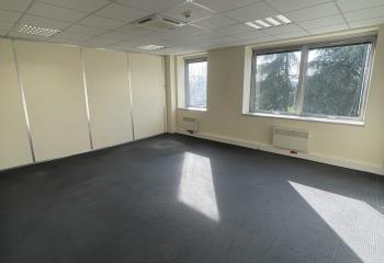 Location bureau Nanterre (92000) - 40 m²