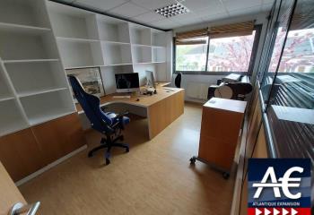 Location bureau Nantes (44000) - 70 m²