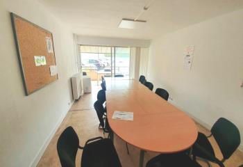 Location bureau NICE (06300) - 143 m² à Nice - 06000