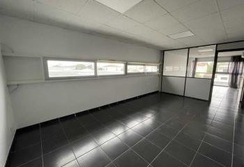 Location bureau Nîmes (30900) - 72 m²