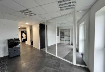 Location bureau Noyal-Châtillon-sur-Seiche (35230) - 310 m² à Noyal-Châtillon-sur-Seiche - 35230