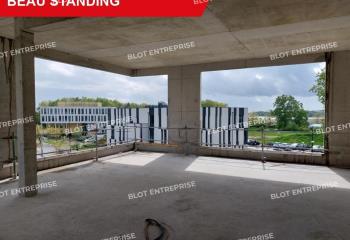 Location bureau Pacé (35740) - 121 m²