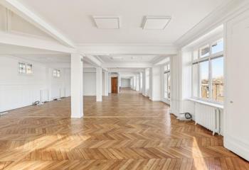 Location bureau Paris 10 (75010) - 335 m²