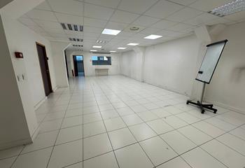 Location bureau Paris 11 (75011) - 190 m² à Paris 11 - 75011