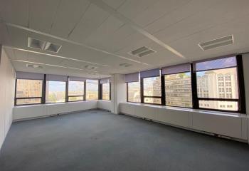 Location bureau Paris 15 (75015) - 110 m² à Paris 15 - 75015