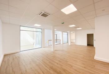 Location bureau Paris 15 (75015) - 199 m²