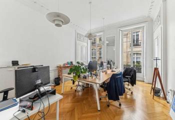 Location bureau Paris 2 (75002) - 201 m² à Paris 2 - 75002