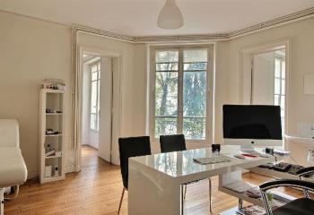 Location bureau Paris 7 (75007) - 55 m²