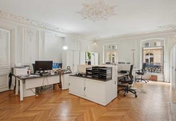 Location bureau Paris 8 (75008) - 345 m² à Paris 8 - 75008