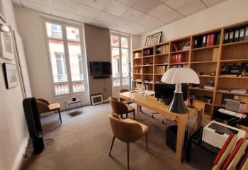 Location bureau Paris 8 (75008) - 330 m² à Paris 8 - 75008