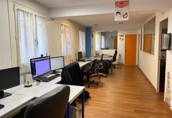 Location bureau Puteaux (92800) - 78 m²