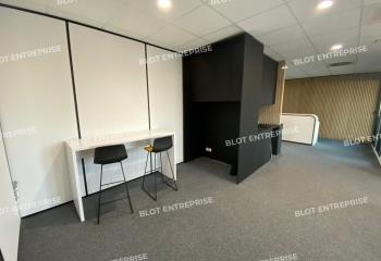 Location bureau Rennes (35000) - 101 m²