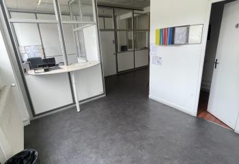 Location bureau Rueil-Malmaison (92500) - 260 m² à Rueil-Malmaison - 92500