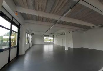 Location bureau Saclay (91400) - 348 m²