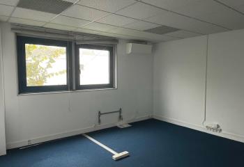 Location bureau Saint-Avertin (37550) - 75 m² à Saint-Avertin - 37550