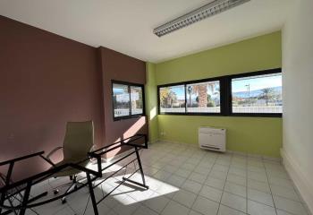 Location bureau Saint-Cyprien (66750) - 134 m²