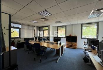 Location bureau Saint-Étienne (42000) - 160 m²