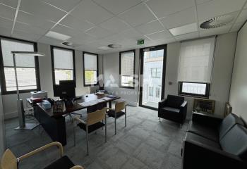 Location bureau Saint-Étienne (42000) - 202 m²