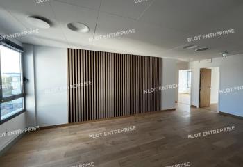 Location bureau Saint-Grégoire (35760) - 222 m²