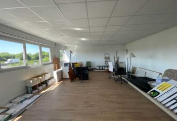 Location bureaux 328 m² non divisibles