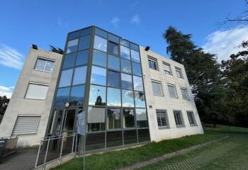 Location bureau Saint-Priest-en-Jarez (42270) - 97 m²