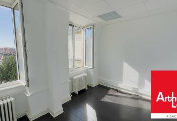 Location bureau Strasbourg (67000) - 68 m²